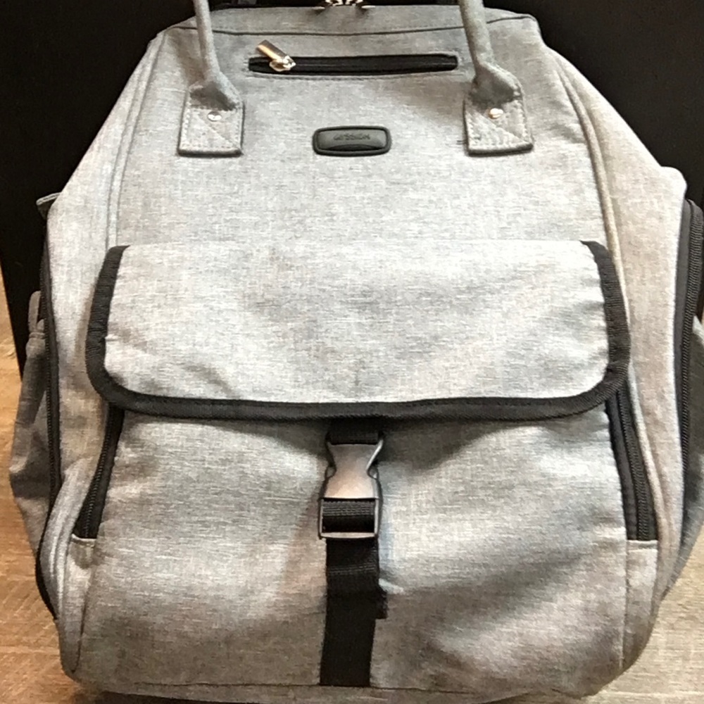 Gyssien diaper bag